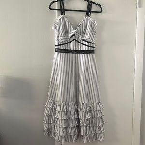 No Basic white and black midi dress